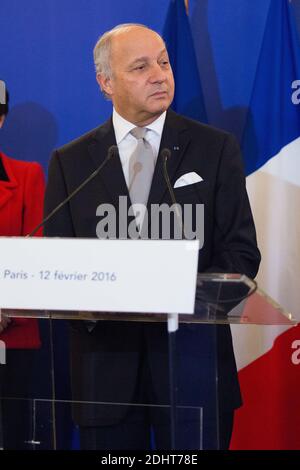 LAURENT FABIUS, ANCIEN MINISTRE DES AFFAIRES ETRANGERES - PASSATION DE POUVOIR AU QUAI D'ORSAY, MINISTERE DES AFFAIRES ETRANGERES FOTO VON NASSER BERZANE/ABACAPRESS.COM Stockfoto