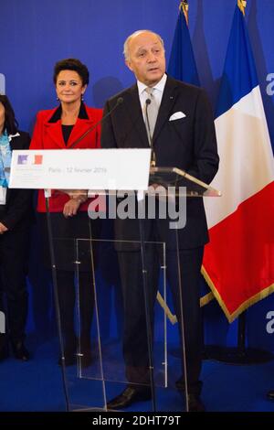 MARIE CLAIRE FABIUS, LAURENT FABIUS, ANCIEN MINISTRE DES AFFAIRES ETRANGERES - PASSATION DE POUVOIR AU QUAI D'ORSAY, MINISTERE DES AFFAIRES ETRANGERES FOTO VON NASSER BERZANE/ABACAPRESS.COM Stockfoto