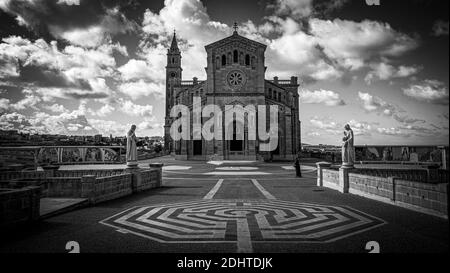 Die TA Pinu Kirche auf Gozo ist ein berühmtes Wahrzeichen der Insel Stockfoto
