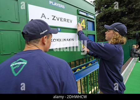 Alexander Zverev (GER) / Thanasi Kokkinakis (AUS) bei den Boodles 2017 im Warm-up zu Wimbledon. Stockfoto