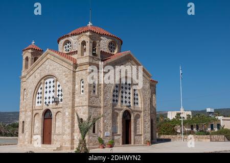 KAP DEPRANO, ZYPERN, GRIECHENLAND - JULI 23 : Kirche Agios Georgios am Kap Deprano Zypern am 23. Juli 2009 Stockfoto