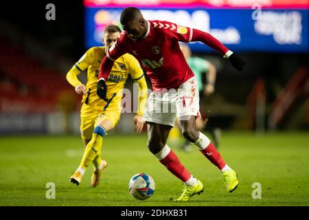 LONDON, ENGLAND. 12. DEZEMBER Omar Bogle von Charlton Athletic während des Sky Bet League 1-Spiels zwischen Charlton Athletic und AFC Wimbledon im The Valley, London am Samstag, 12. Dezember 2020. (Kredit: Juan Gasparini - MI News) Kredit: MI Nachrichten & Sport /Alamy Live Nachrichten Stockfoto