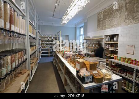 Deutschland / Berlin /Original Unverpackt, ein deutscher Concept Store, der Lebensmittel ohne Verpackung verkauft. Stockfoto