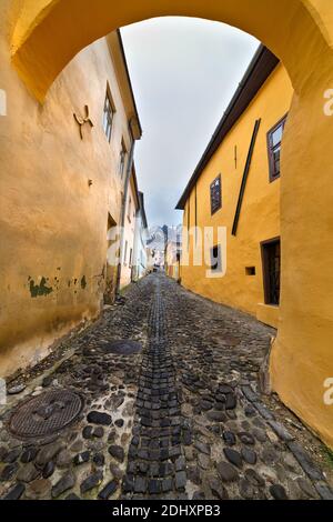 Architektur der Altstadt von Sighisoara in Siebenbürgen, Rumänien - die mittelalterliche Zitadelle Stockfoto