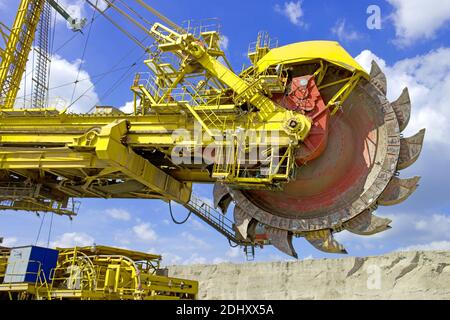 Schaufelkopfrad an einer Surface Mining Maschine Stockfoto