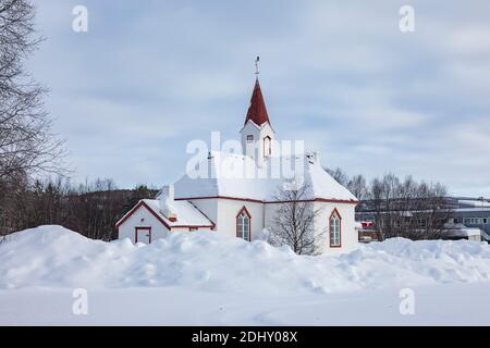 Karasjok, Lappland, Norwegen - 3. März 2020: Alte Karasjok Kirche. Stockfoto