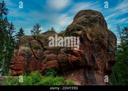 Naturdenkmal Kelchstones bei Oybin, Deutschland. Stockfoto