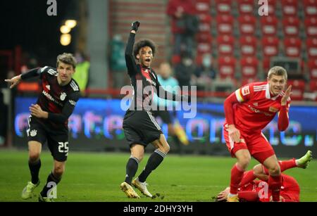 Berlin, Deutschland. Dezember 2020. Leroy Sane FC Bayern München FC Union Berlin - FC Bayern München 12.12.2020 Stadion an der alten Försterei Fußball 1 . Bundesliga Saison 2020 / 2021 Credit : diebilderwelt / Alamy Live News Stockfoto