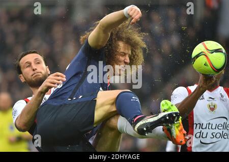 Paris Saint-Germain's David Luiz während des französischen L1-Spiels zwischen Paris Saint-Germain (PSG) und OGC Nizza, im Parc des Princes Stadion in Paris, Frankreich am 2. April 2016. Foto von Christian Liewig/ABACAPRESS.COM Stockfoto