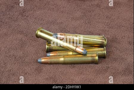 Ein Stapel von 3030 Gewehr-Geschossen Stockfoto