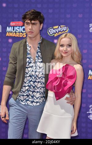 Ryan McCartan und Dove Cameron nehmen am 30. April 2016 an den Radio Disney Music Awards 2016 in Los Angeles, CA, USA Teil. Foto von Lionel Hahn/ABACAPRESS.COM Stockfoto