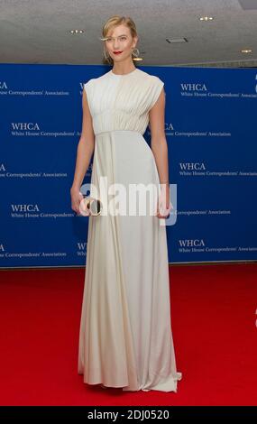 Karlie Kloss kommt am Samstag, den 30. April 2016, zum Jahresessen der White House Correspondenents Association 2016 im Washington Hilton Hotel in Washington, DC, USA, an. Foto von Ron Sachs/CNP/ABACAPRESS.COM Stockfoto