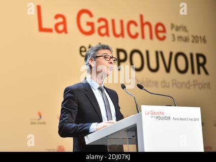 Gilles Finchelstein, Generaldirektor der Jean-Jaures-Stiftung, hält seine Rede im Rahmen eines Kolloquiums mit dem Titel "die Linke und die Macht", das gemeinsam von der Jean-Jaures-Stiftung, dem französischen Think Tank Terra Nova und der Foundation for European Progressive Studies (FEPS) organisiert wird, am 3. Mai 2016 im Theater du Rond-Point in Paris, Frankreich. Foto von Christian Liewig/ABACAPRESS.COM Stockfoto