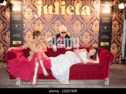 Die spanische Schauspielerin Emma Suarez und die spanische Schauspielerin Adriana Ugarte und Pedro Almodovar während der After Party für den Film Julieta im Petit Paris Plage beim 69. Internationalen Filmfestival in Cannes am 17. Mai 2016. Foto von Laurent Zabulon/ABACAPRESS.COM Stockfoto