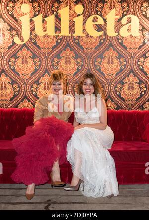 Die spanische Schauspielerin Emma Suarez und die spanische Schauspielerin Adriana Ugarte während der Afterparty für den Film Julieta im Petit Paris Plage beim 69. Internationalen Filmfestival in Cannes am 17. Mai 2016. Foto von Laurent Zabulon/ABACAPRESS.COM Stockfoto