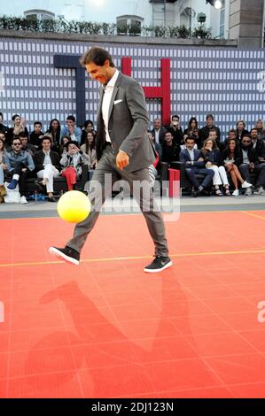 Rafael Nadal während Tommy Hilfiger veranstaltet Tommy X Nadal Party - Tennis Soccer Match in Paris, Frankreich am 18. Mai 2016. Foto von Alain Apaydin/ABACAPRESS.COM Stockfoto