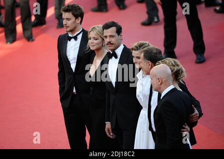 Die Schauspieler Alice Isaaz, Laurent Lafitte, Virginie Efira, Christian Berkel, Anne Consigny, Charles Berling und Jonas Bloquet nahmen am 21. Mai 2016 an der Elle-Vorführung im Palais des Festivals in Cannes, Frankreich, im Rahmen der 69. Filmfestspiele von Cannes Teil. Foto von Aurore Marechal/ABACAPRESS.COM Stockfoto