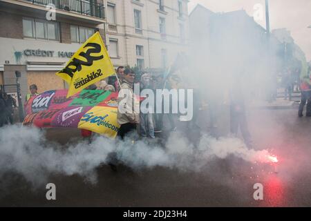 CE mardi 14 juin à Rennes, plus de 2500 personnes ont manifest contre le projet de réforme du Code du travail. Pas de dégradations, pas de violences, pas d'affrontements avec les forces de l'ordre, la Manifestation s'est déroulée et s'est dispergée dans le calme France, Rennes (35), le 14/06/2016. Foto von Vincent Feuray/ABACAPRESS;COM Stockfoto