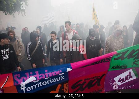 CE mardi 14 juin à Rennes, plus de 2500 personnes ont manifest contre le projet de réforme du Code du travail. Pas de dégradations, pas de violences, pas d'affrontements avec les forces de l'ordre, la Manifestation s'est déroulée et s'est dispergée dans le calme France, Rennes (35), le 14/06/2016. Foto von Vincent Feuray/ABACAPRESS;COM Stockfoto