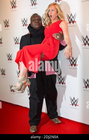 MAGLOIRE ET ENORA MALAGRE - CATCH - WWE LIVE PARIS A L'ACCOR HOTEL ARENA BERCY Foto von Nasser Berzane/ABACAPRESS.COM Stockfoto