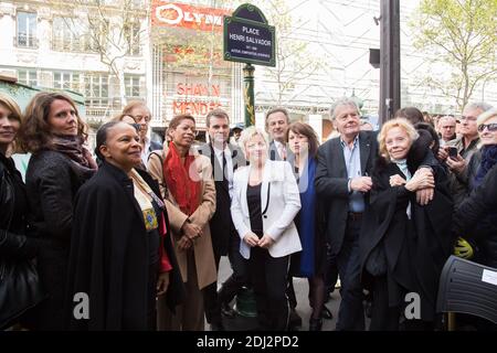 DELPHINE BURKLI - CHRISTIANE TAUBIRA, GEORGE PAU-LANGEVIN, CATHERINE SALVADOR, ALAIN DELON, ISABELLE AUBRET - Inauguration de la Place Henri Salvado Face à l'Olympia. Foto von Nasser Berzane/ABACAPRESS.COM Stockfoto