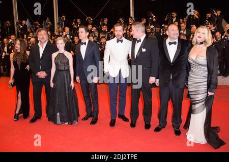 Schauspielerin Murielle Telio, Schauspieler Russell Crowe, Schauspielerin Angourie Rice, Schauspieler Matt Bomer, Schauspieler Ryan Gosling, Regisseur Shane Black, Produzent Joel Silver und seine Frau - CANNES 2016 - MONTEE DU FILM 'THE NICE GUYS' Foto von Nasser Berzane/ABACAPRESS.COM Stockfoto