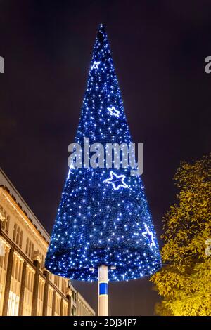 Vorweihnachtliches Treiben in der Königstraße in der Duisburger Innenstadt Stockfoto