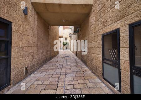 jerusalem, israel. 04-12-2020. Enge Gassen und alte Häuser im alten jüdischen Viertel Stockfoto