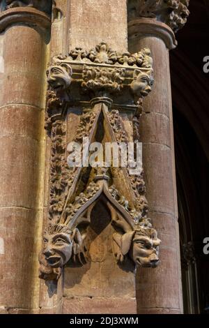 Detail des erstaunlichen Mauerwerks in Southwell Minster, Southwell, Nottinghamshire, Großbritannien. Stockfoto