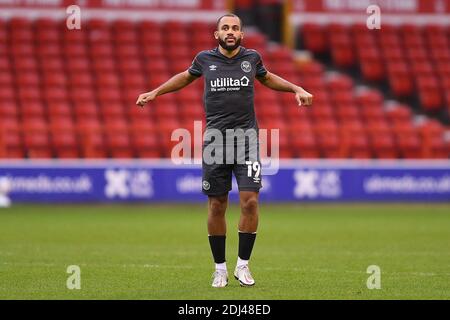 NOTTINGHAM, ENGLAND. 12. DEZEMBER Bryan Mbeumo von Brentford während des Sky Bet Championship Spiels zwischen Nottingham Forest und Brentford am City Ground, Nottingham am Samstag, 12. Dezember 2020. (Kredit: Jon Hobley - MI News) Kredit: MI Nachrichten & Sport /Alamy Live Nachrichten Stockfoto