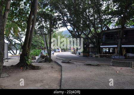 Beau vallon Strand. Mahé ist die größte Insel der Seychellen, im Indischen Ozean vor Ostafrika. Wahrlich der Himmel auf Erden. Stockfoto