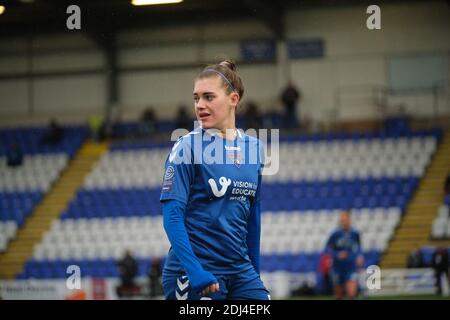 Molly Sharpe (#8 Durham) in Aktion während des FA Women's Championship Matches zwischen Coventry United und Durham in der Butts Park Arena in Coventry. Ashleigh Davies / SPP Stockfoto