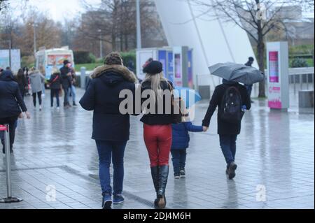 London, Großbritannien. Dezember 2020. Regen über der Themse Sonntag. Kredit: JOHNNY ARMSTEAD/Alamy Live Nachrichten Stockfoto