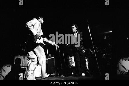 Kilburn und die High Roads. Britische Pub Rock Band mit Ian Dury als Lead Vocals. Hammersmith Odeon 1975 Stockfoto