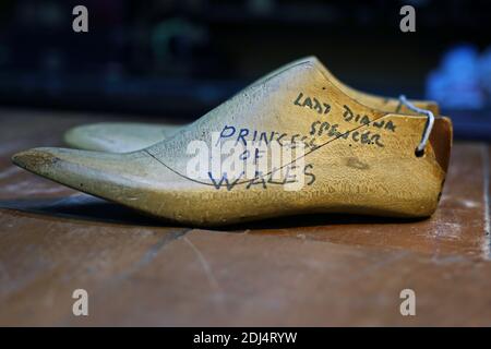 Der Schuh Last von Diana Princes of Wales. Stockfoto