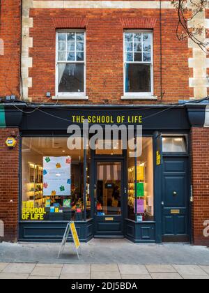 Die Schule des Lebens Bloomsbury London - unabhängigen Buchhandlung, Teil einer globalen Organisation, die sich der Entwicklung der emotionalen Intelligenz gewidmet Stockfoto