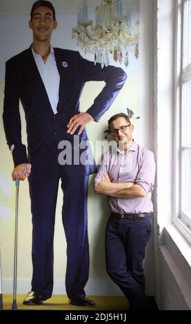 Marco Frigatti ist Leiter des globalen Archivmanagements Team für Guinness World Records Stockfoto