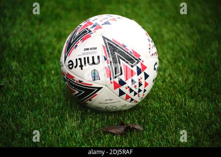 Matchball während des FA Women's Championship Matches zwischen Coventry United und Durham in der Butts Park Arena in Coventry. Ashleigh Davies / SPP Stockfoto