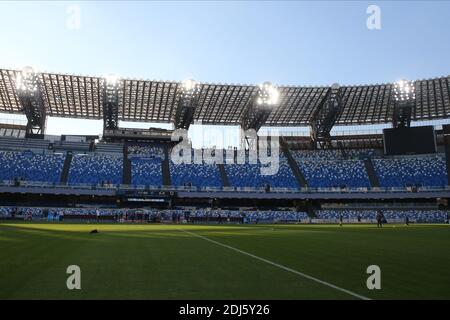 Gesamtansicht des Diego Armando Maradona Stadions in Neapel Während der Serie A Fußballspiel SSC Napoli gegen UC Sampdoria Stockfoto