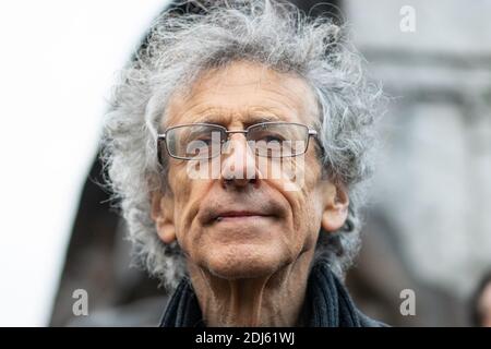 Manchester Sa 12. Dezember 2020. Freiheitsdemonstration/Anti-COVID-19-Beschränkungen Protest, Piccadilly Gärten. Piers Corbyn kurz nach einer Rede Stockfoto