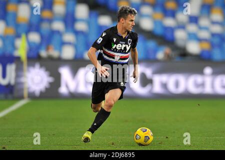 Neapel, Italien. Dezember 2020. Valerio Verre Spieler von Sampdoria, während des Spiels der italienischen Fußball-Liga zwischen Napoli gegen Sampdoria Endergebnis 2-1, Spiel im Diego Armando Maradona Stadion in Neapel gespielt. Italien, 13. Dezember 2020. (Foto von Vincenzo Izzo/Sipa USA) Quelle: SIPA USA/Alamy Live News Stockfoto