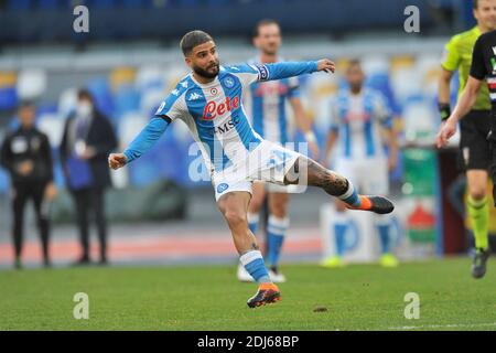 Neapel, Italien. Dezember 2020. Lorenzo Insigne Spieler von Neapel, während des Spiels der italienischen Fußball-Liga zwischen Napoli gegen Sampdoria Endergebnis 2-1, Spiel im Diego Armando Maradona Stadion in Neapel gespielt. Italien, 13. Dezember 2020. (Foto von Vincenzo Izzo/Sipa USA) Quelle: SIPA USA/Alamy Live News Stockfoto