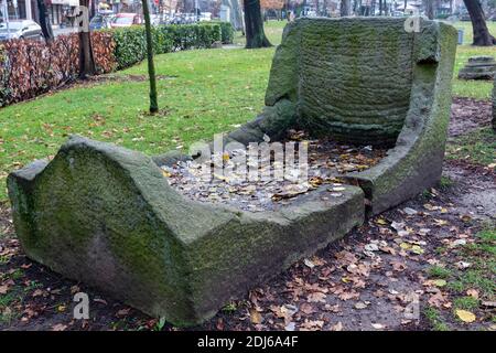 Kalksteinsarkophage aus dem 3. Jahrhundert im Lapidarium in der Innenstadt von Sofia Bulgarien, Osteuropa, Balkan, EU Stockfoto