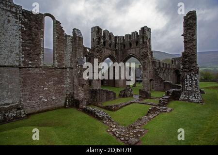 Llanthony Priory, Brecon Beacons National Park in Monmouthshire, South East Wales. Stockfoto