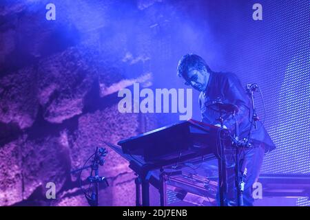 Der französische Musikkomponist Jean-Michel Jarre tritt am 30. Juli 2016 im Rahmen des Baalbeck International Festival direkt neben dem Bacchus-Tempel auf. Foto von Ammar Abd Rabbo/ABACAPRESS.COM Stockfoto