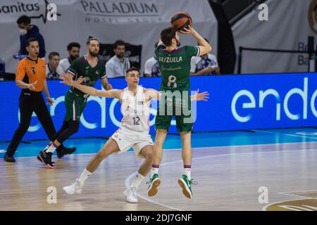 Madrid, Spanien. Dezember 2020. Darío Brizuela während Real Madrid Sieg über Unicaja Málaga (91 - 84) in Liga Endesa regulären Saison Spiel (Tag 14) gefeiert in Madrid (Spanien) im Wizink Center. Dezember 2020. (Foto von Juan Carlos García Mate/Pacific Press) Quelle: Pacific Press Media Production Corp./Alamy Live News Stockfoto