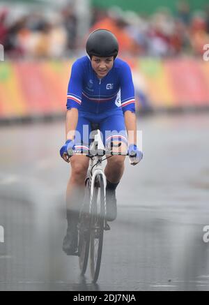 Audrey Cordon-Ragot tritt am 10. August 2016 in Rio De Janeiro, Brasilien, beim Radfahrzeitfahren bei den Olympischen Spielen 2016 in Rio an. Foto von Lionel Hahn/ABACAPRESS.COM Stockfoto