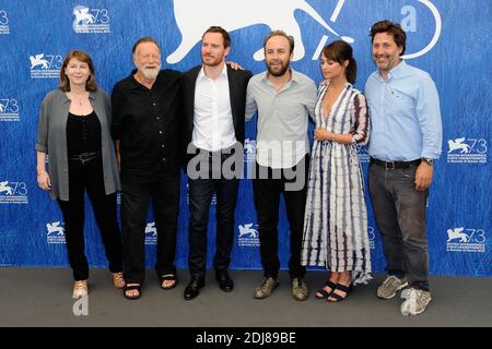 Jack Thompson, Michael Fassbender, Derek Cianfrance, Alicia Vikander und Produzenten, die am 01. September 2016 im Rahmen des 73. Mostra, Venice International Film Festival am Lido in Venedig, Italien, die Fotocall 'das Licht zwischen den Ozeanen' besuchten. Foto von Aurore Marechal/ABACAPRESS.COM Stockfoto