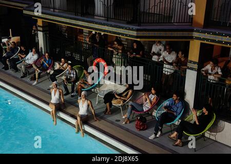 Exklusiv. Allgemeine Atmosphäre während der Pool Party Fitbit im Molitor Schwimmbad (Piscine Molitor) in Paris, Frankreich am 13. September 2016. Foto von Aurore Marechal/ABACAPRESS.COM Stockfoto