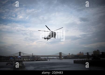 US-Präsident Barack Obama kommt am Sonntag, den 18. September 2016, in Marine One vor der Generalversammlung am Hauptsitz der Vereinten Nationen (UN) in New York, USA, an. Obama wird am Dienstag bei seinem letzten großen Auftritt beim Treffen der Staats- und Regierungschefs der Welt vor der 71. UN-Generalversammlung sprechen. Foto von John Taggart/Pool/ABACAPRESS.COM Stockfoto
